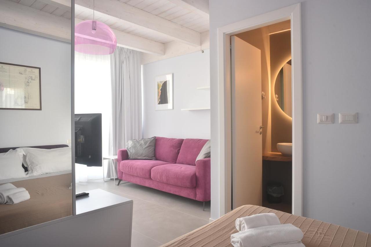 The Sea Rooms 勒托阳尼 外观 照片